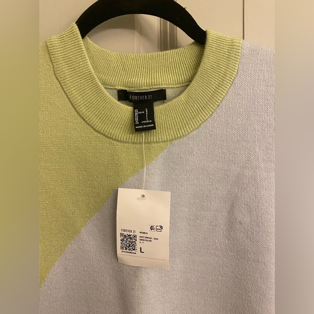 NWT Forever 21 Abstract Colorblock Sweater Dress - Picture 4 of 7